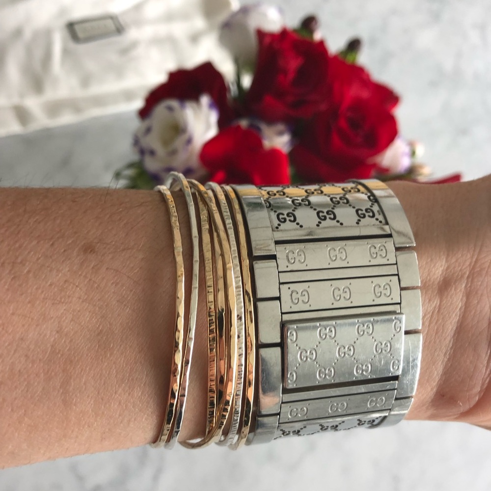 ** Authentic ** Gucci Silver Monogram Watch - image 5